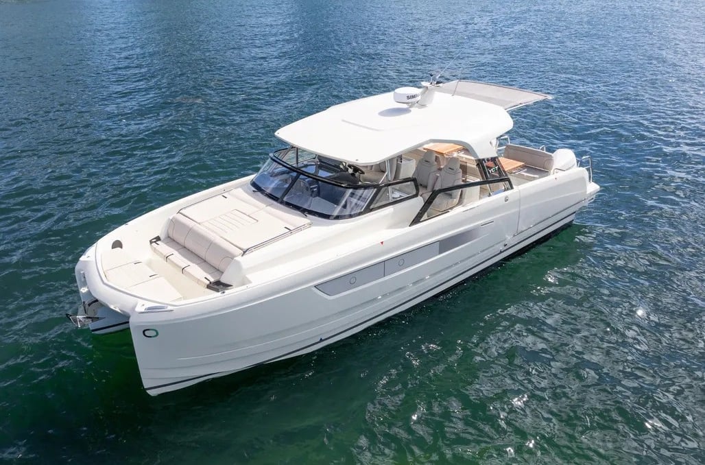 Yot 36 Premium