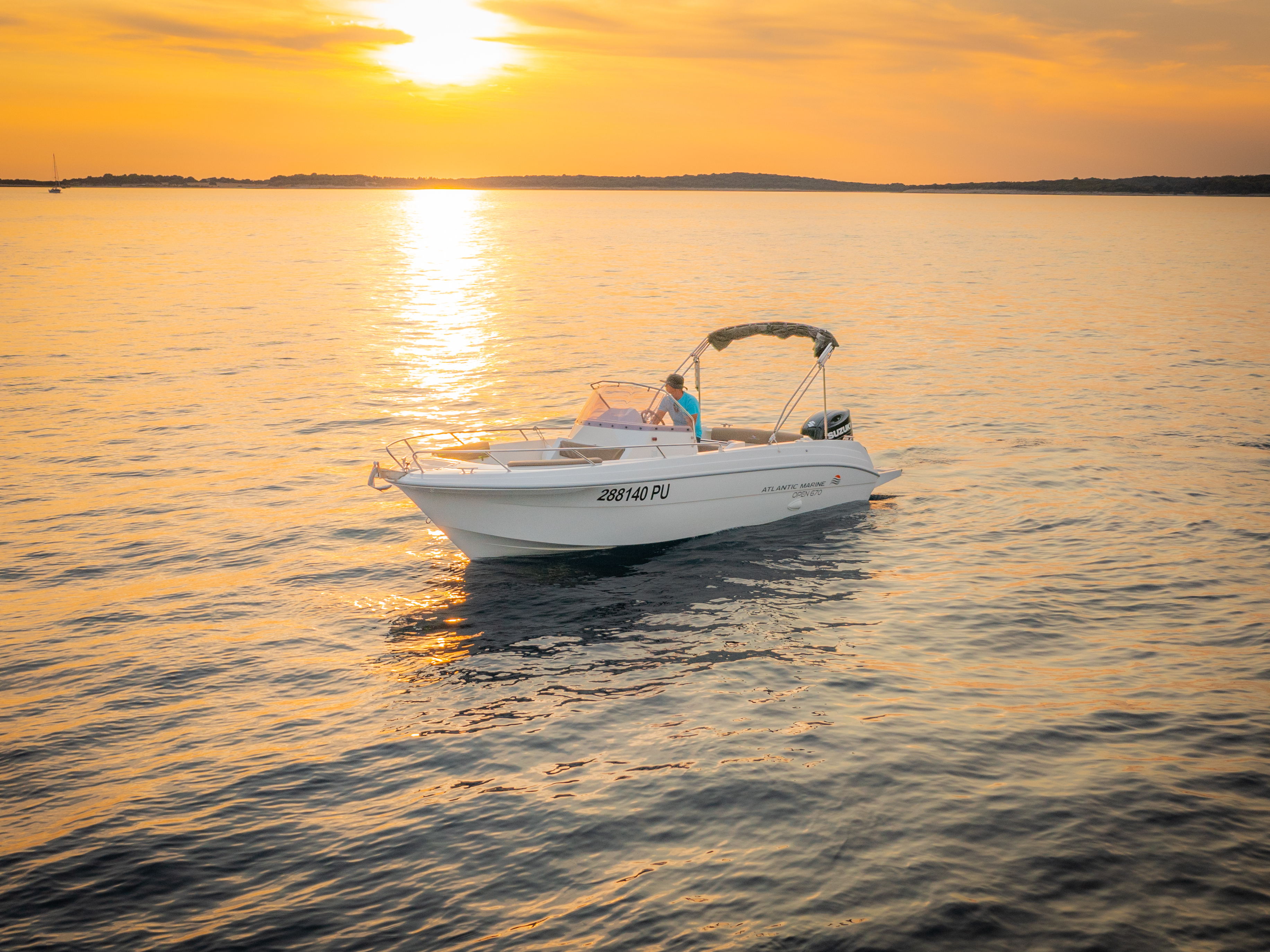 Atlantic Marine 670