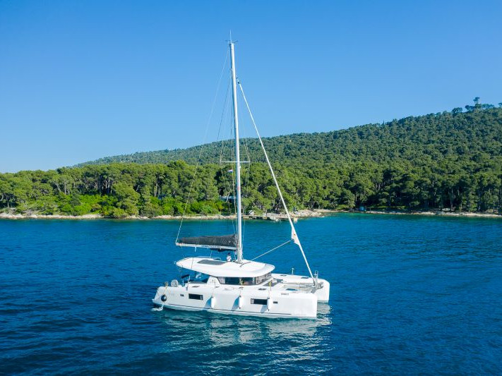 Lagoon 42 BRATTIA