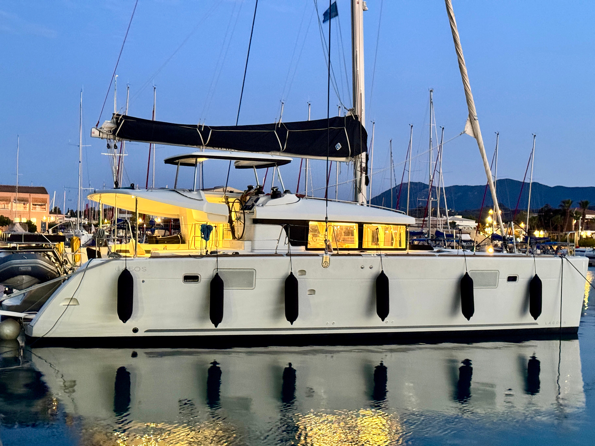 Lagoon 450 Sport Salty Love