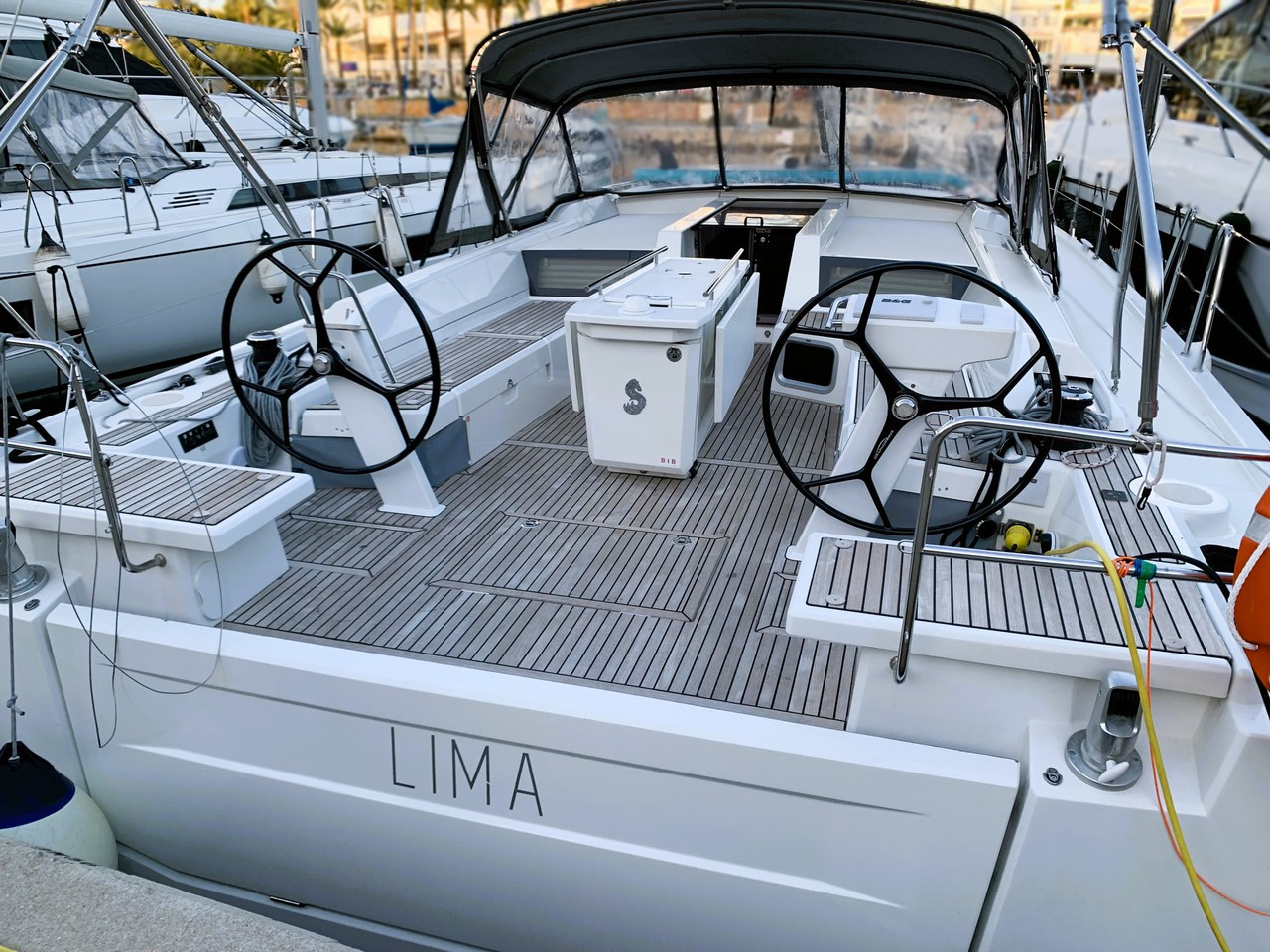 Beneteau Oceanis 51.1 Lima