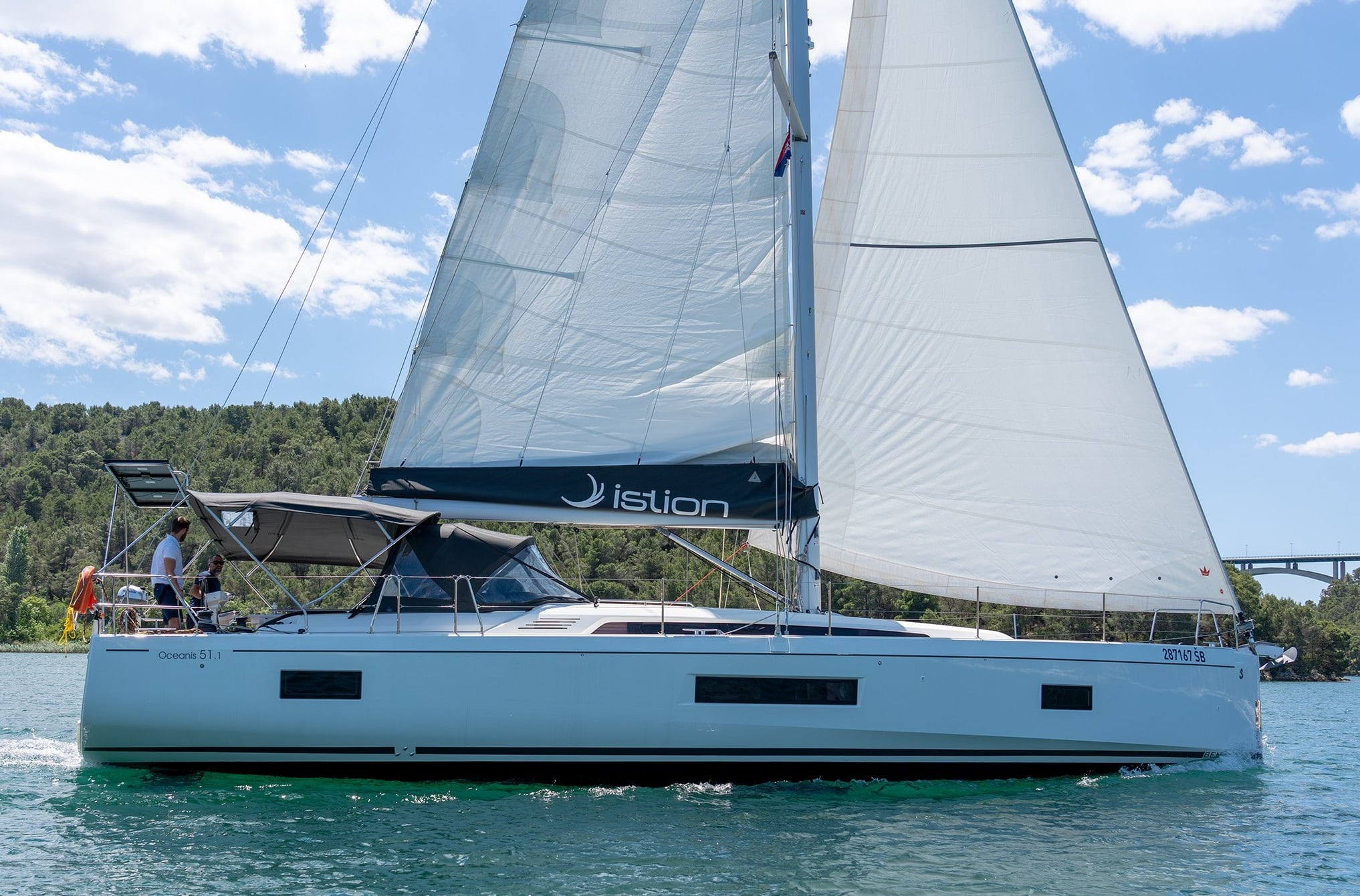 Beneteau Oceanis 51.1 First Friendship