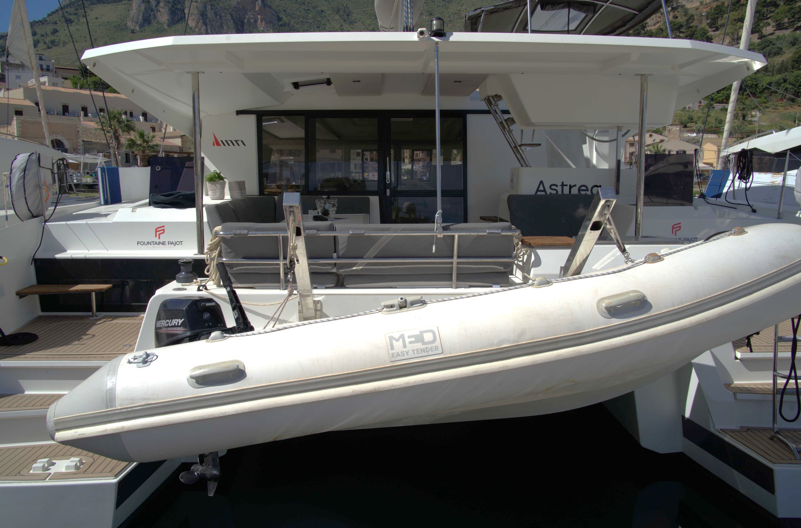 Fountaine Pajot Astréa 42 Astrea