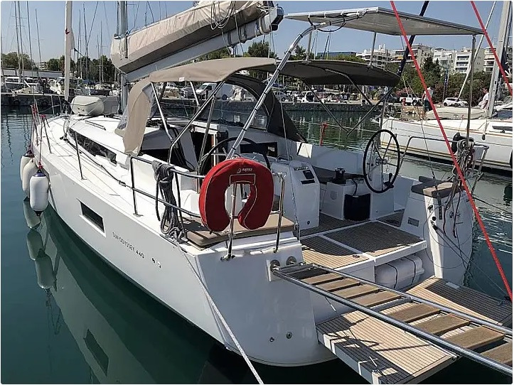 Jeanneau Sun Odyssey 440 Tikal III