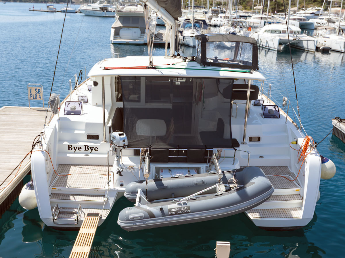 Lagoon 40 BYE BYE 2020 (air condition, generator)