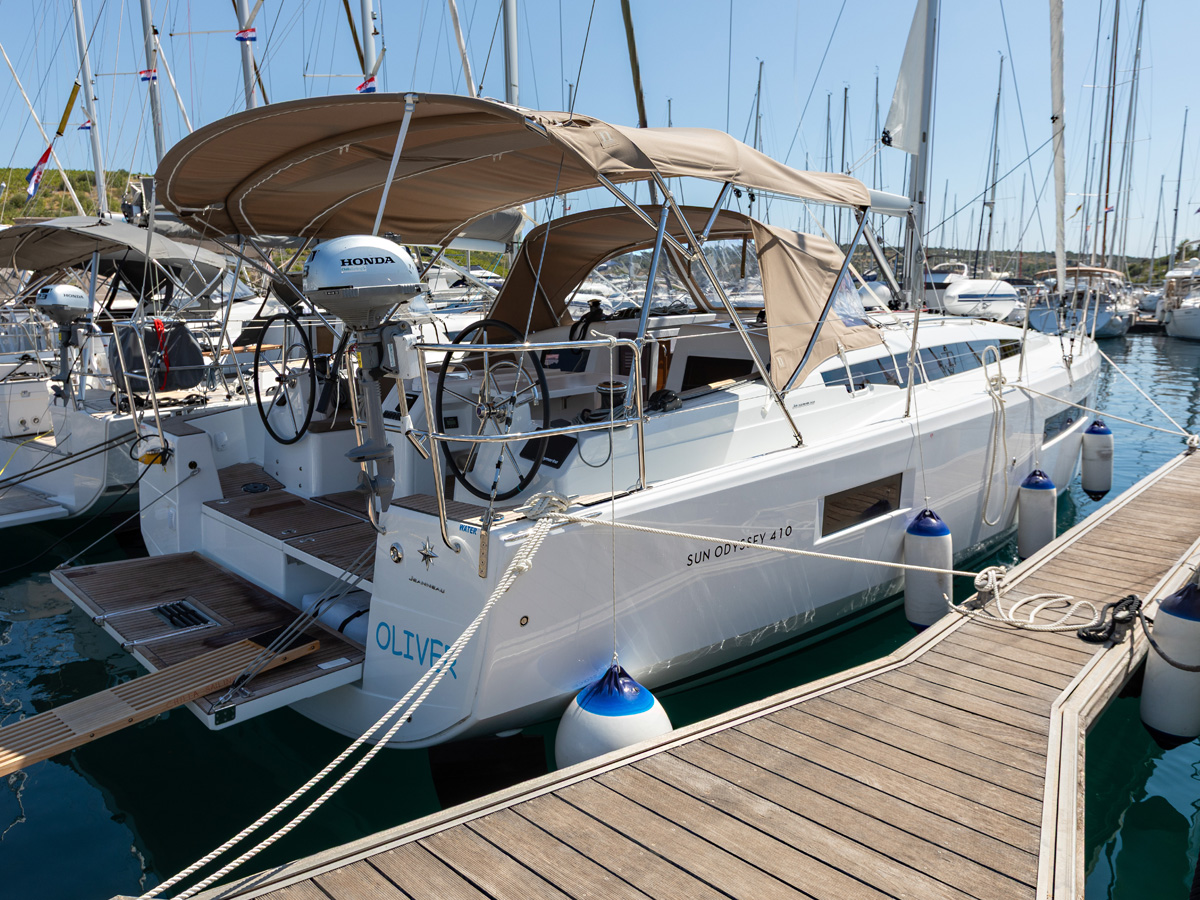 Jeanneau Sun Odyssey 410 OLIVER new 2025 (air condition, solar panels)