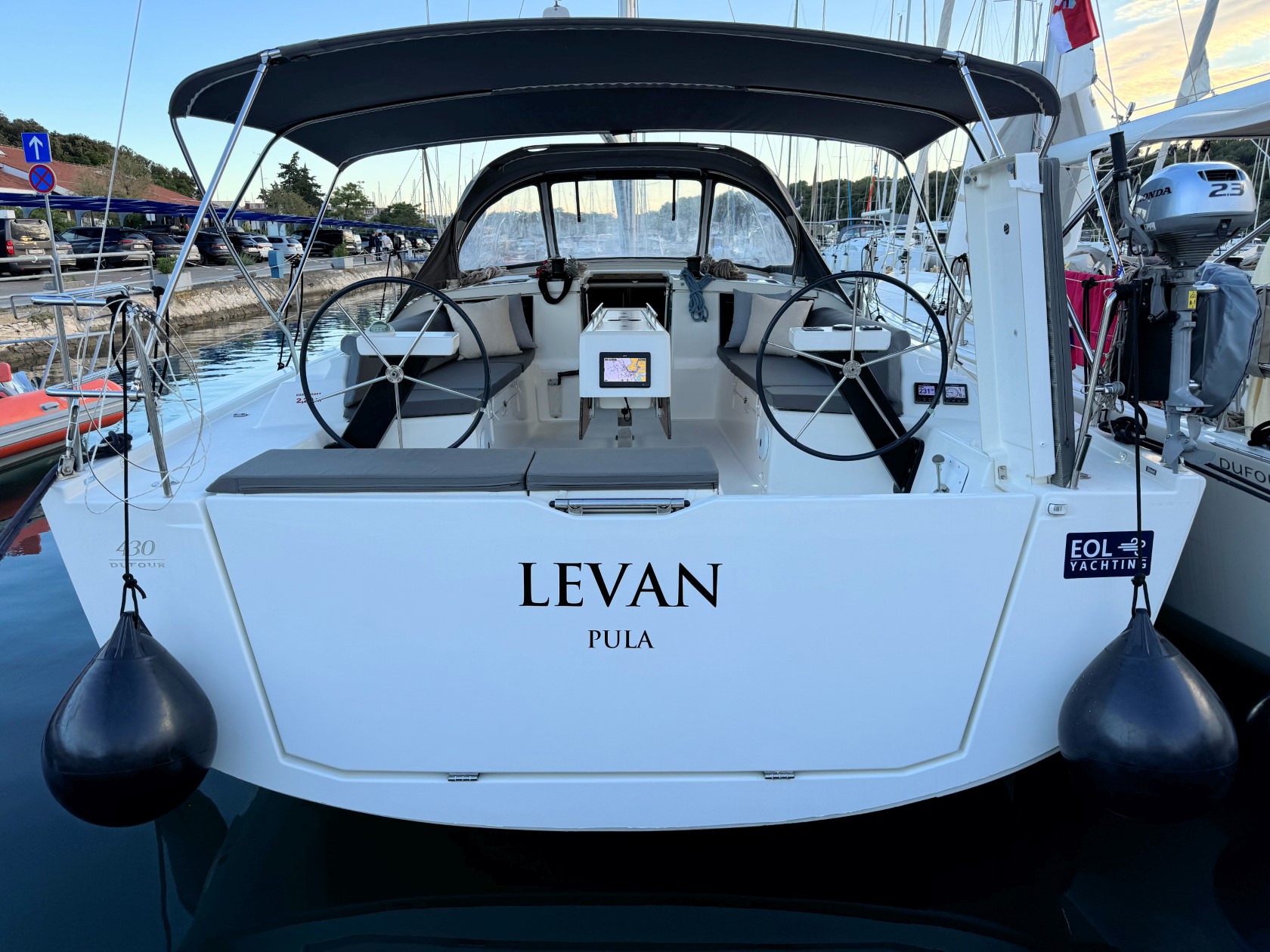 Dufour 430 Levan