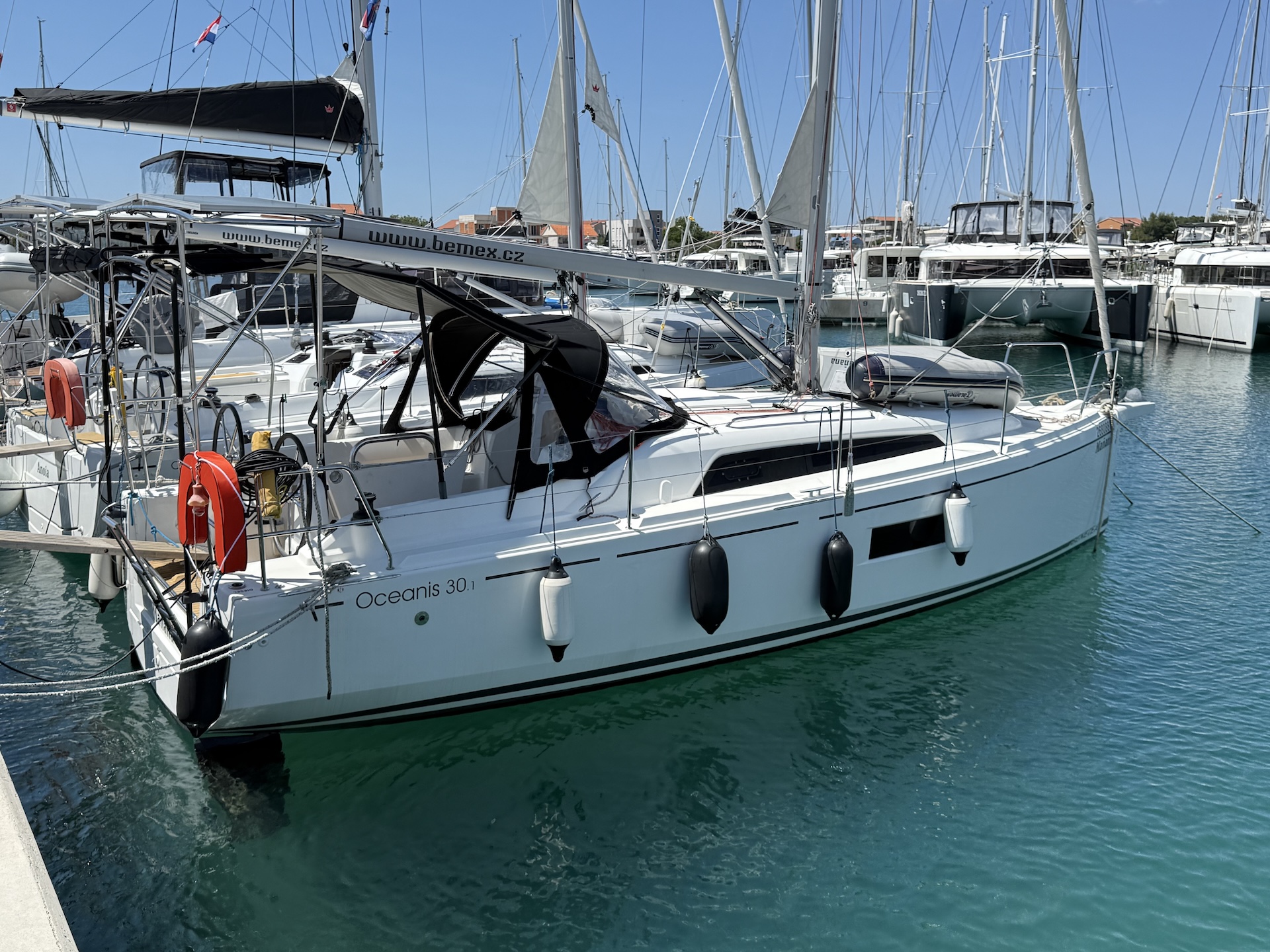 Beneteau Oceanis 30.1 Mañana