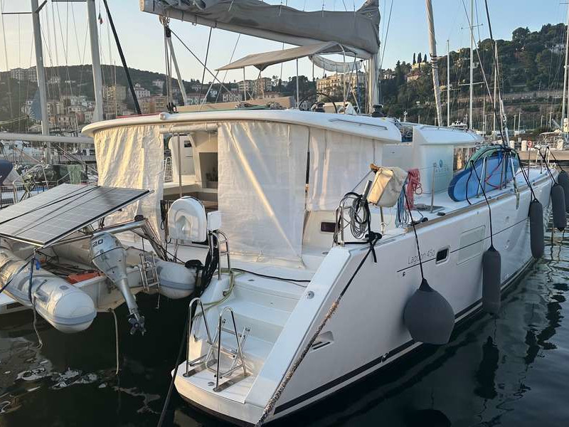 Lagoon 450 Fly Branchia