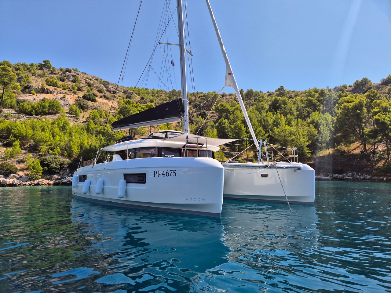 Lagoon 43 Stela