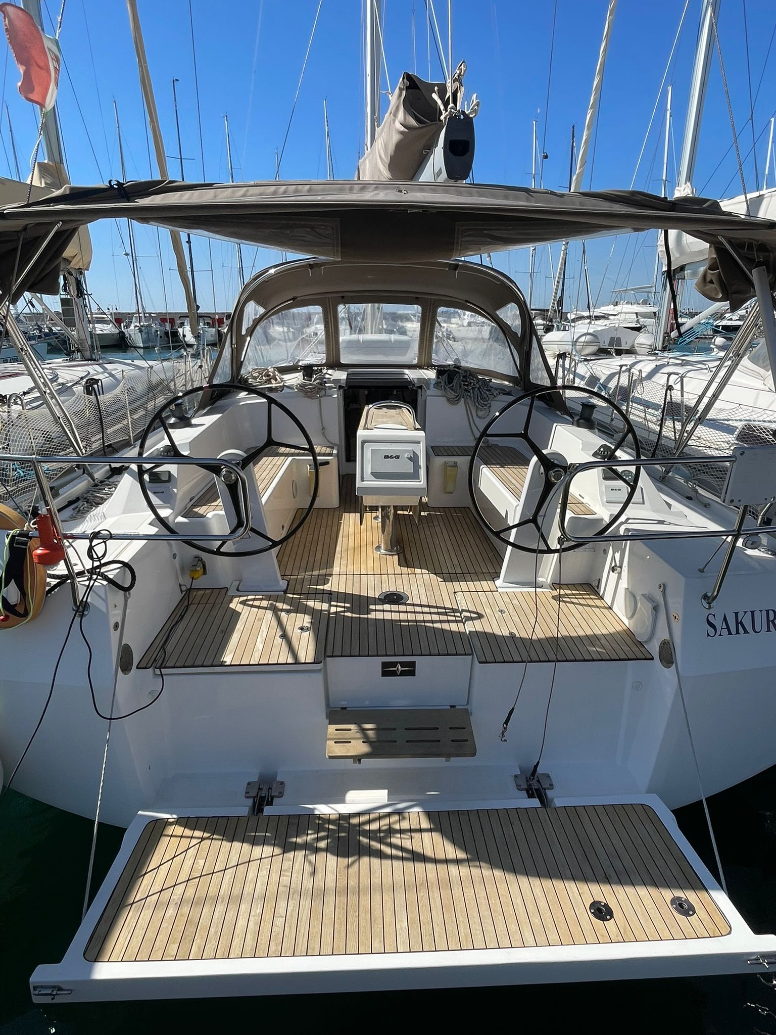 Bavaria C42 Sakura J