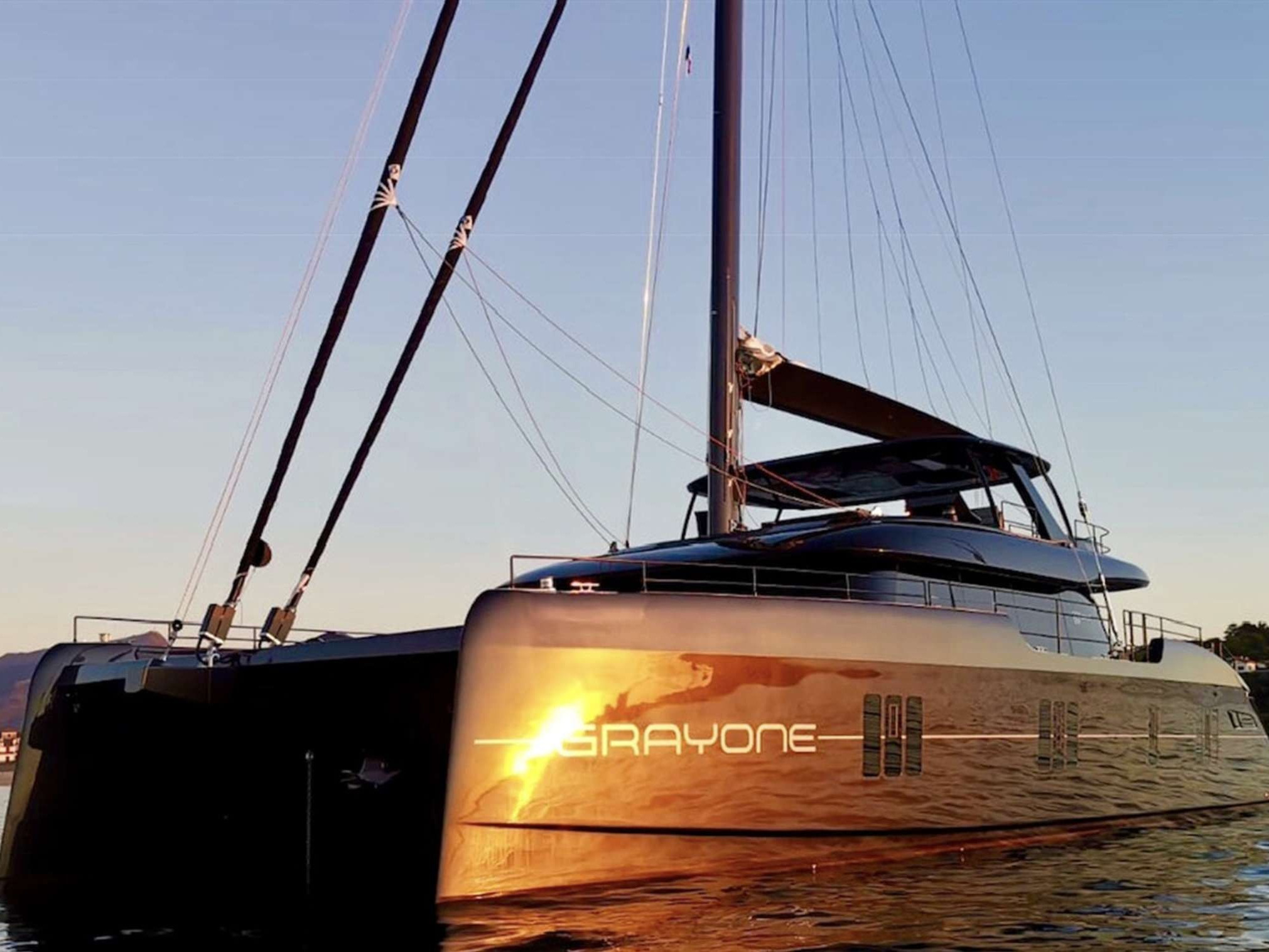 Sunreef 80 Grayone