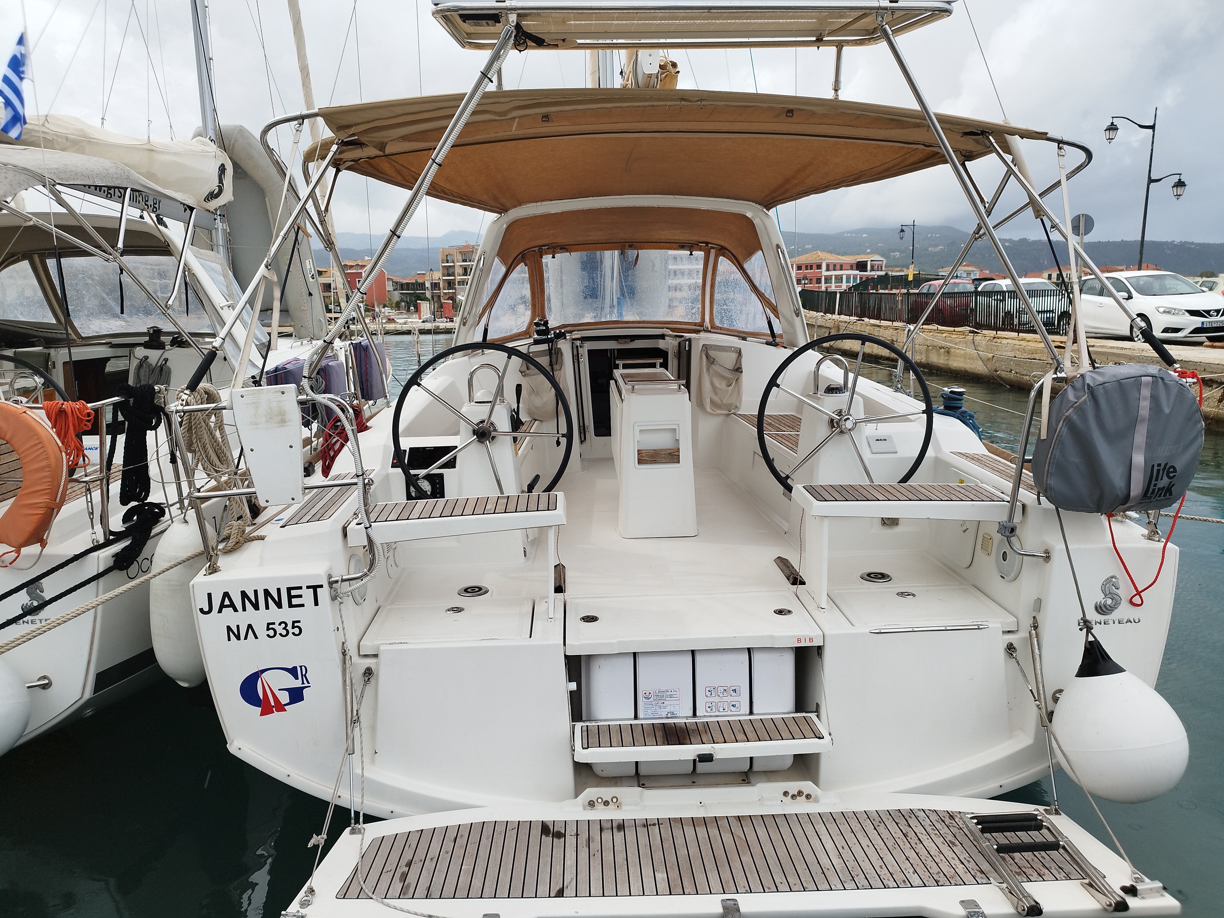 Beneteau Oceanis 38.1 JANNET New Sails 2025
