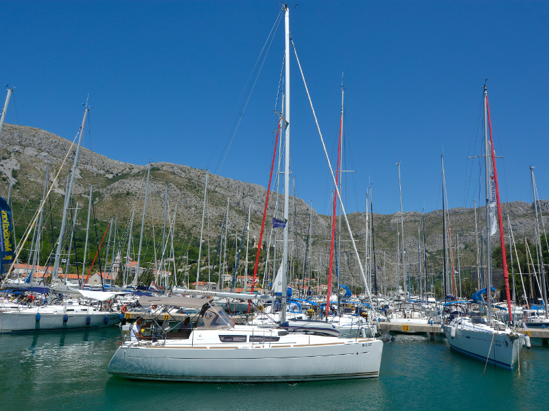 Jeanneau Sun Odyssey 33i Hasta Siempre