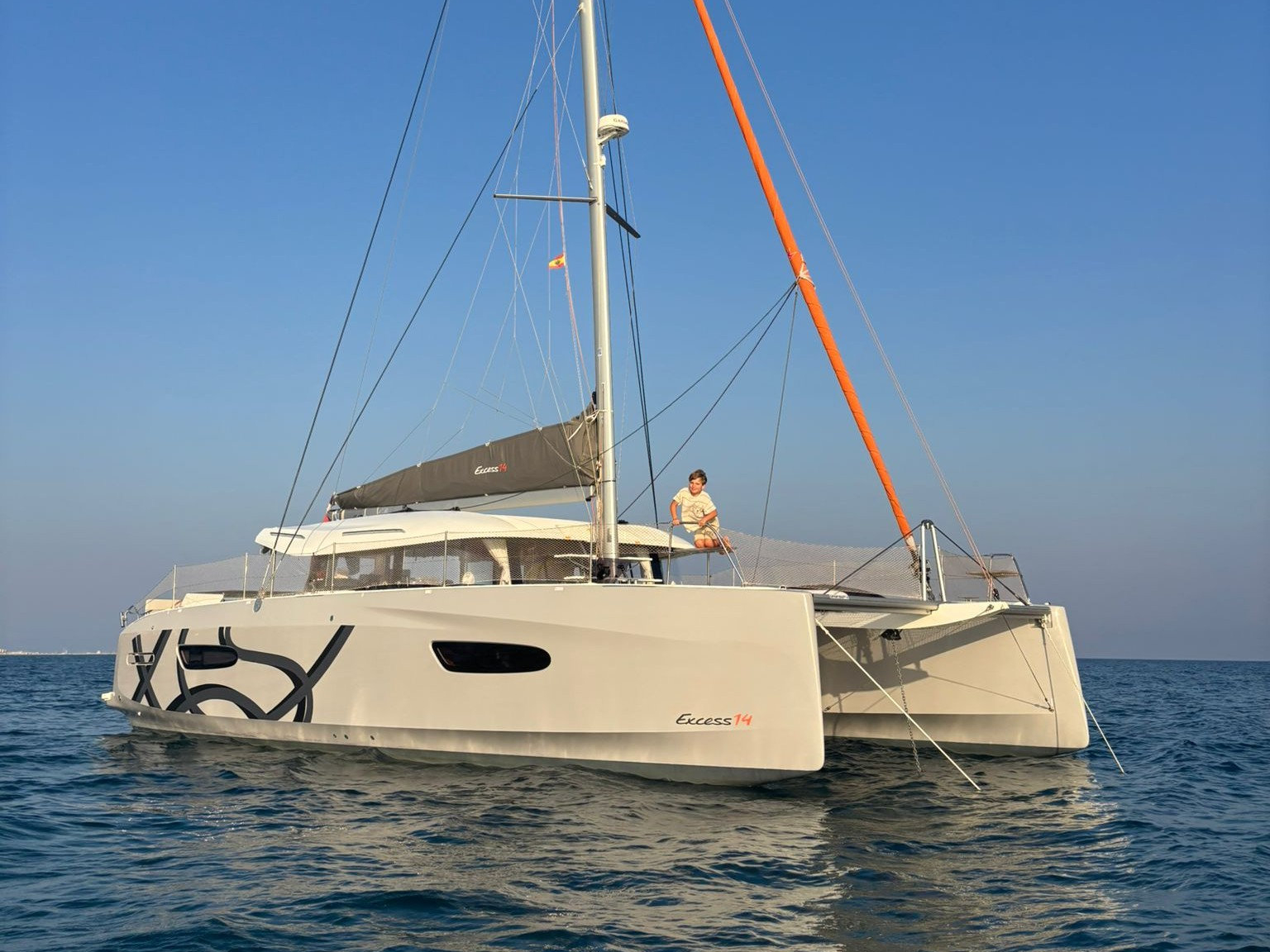 Excess 14 Estel