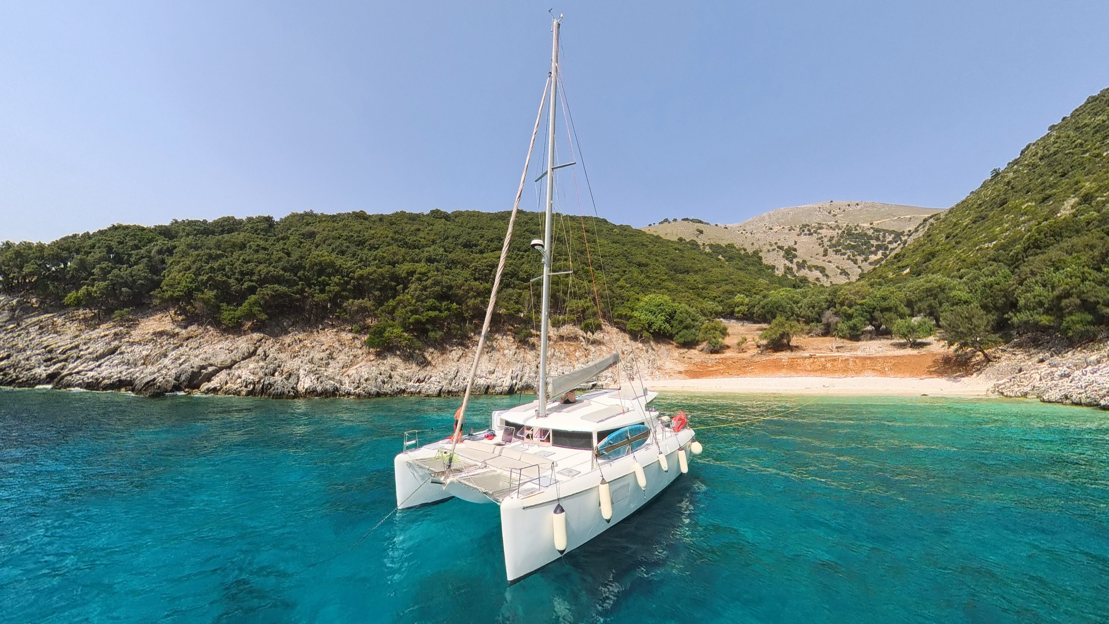 Lagoon 421 Nirvana Elegant Pack refit 2022
