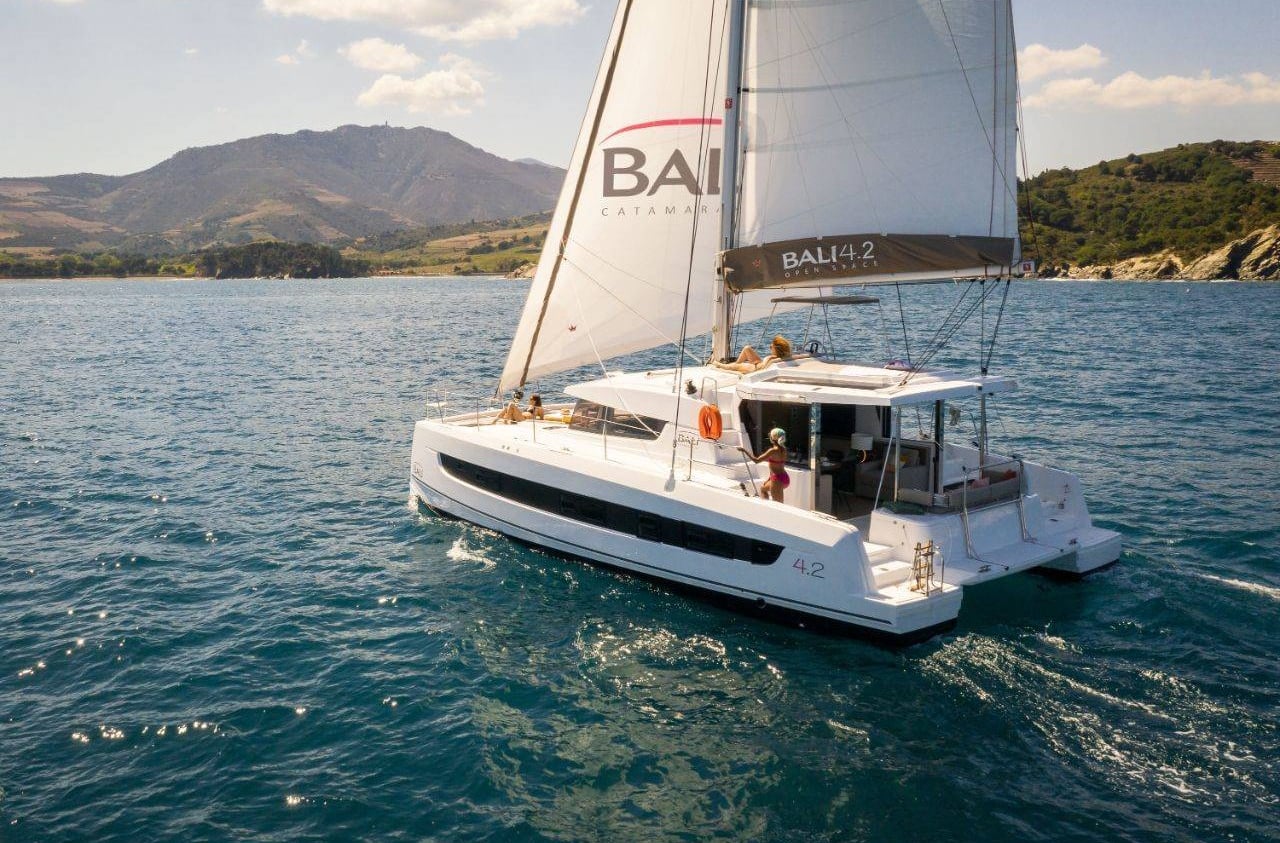 Bali 4.2 Swell